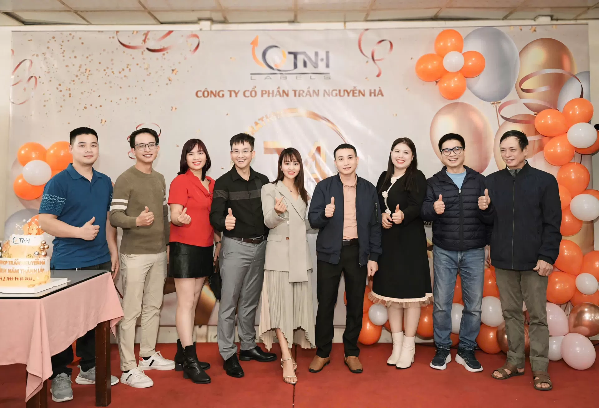 CÔNG TY CỔ PHẦN TRẦN NGUYỄN HÀ - HÂN HOAN CHÀO ĐÓN SINH NHẬT LẦN THỨ 14